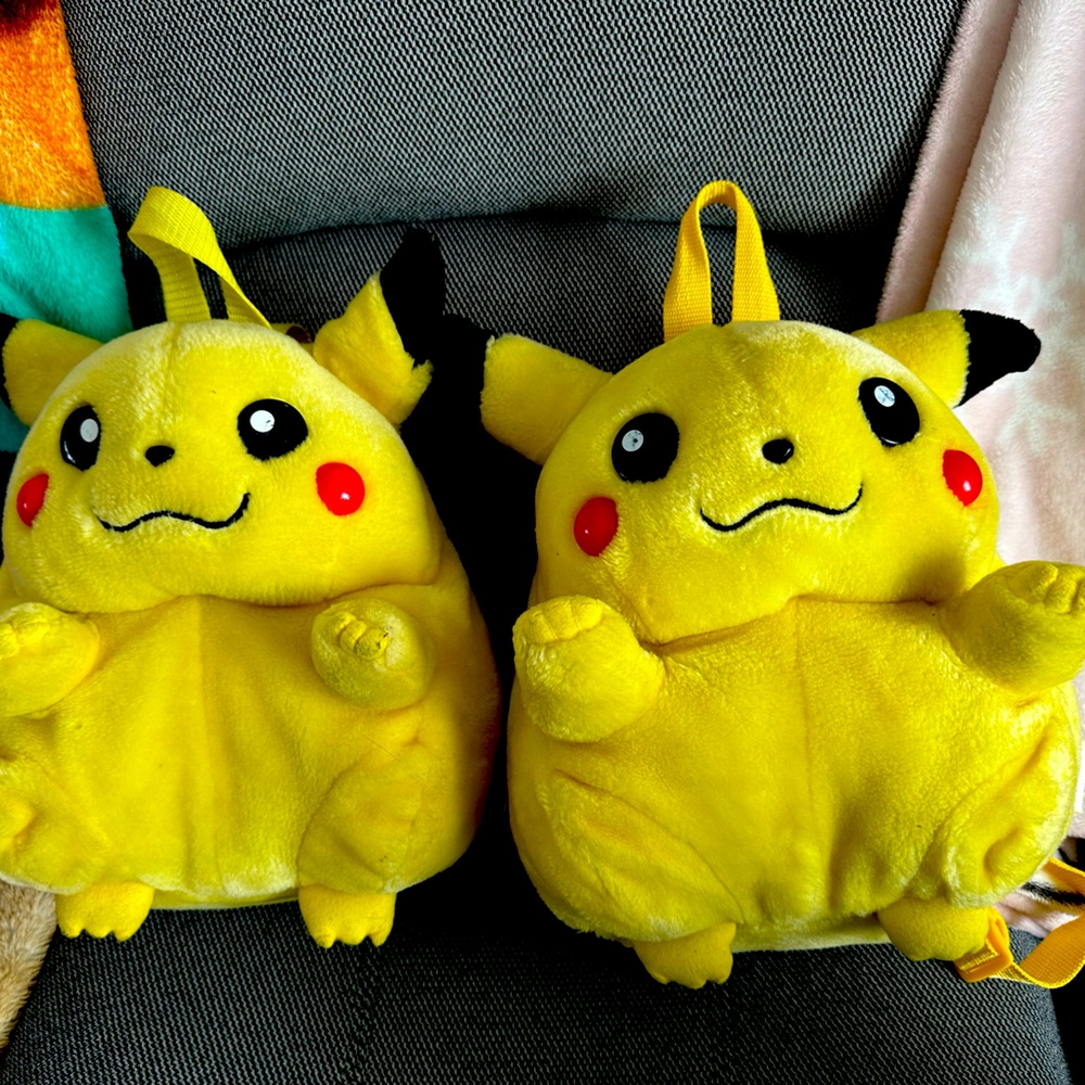 Pikachu Backpacks 90’s Vintage